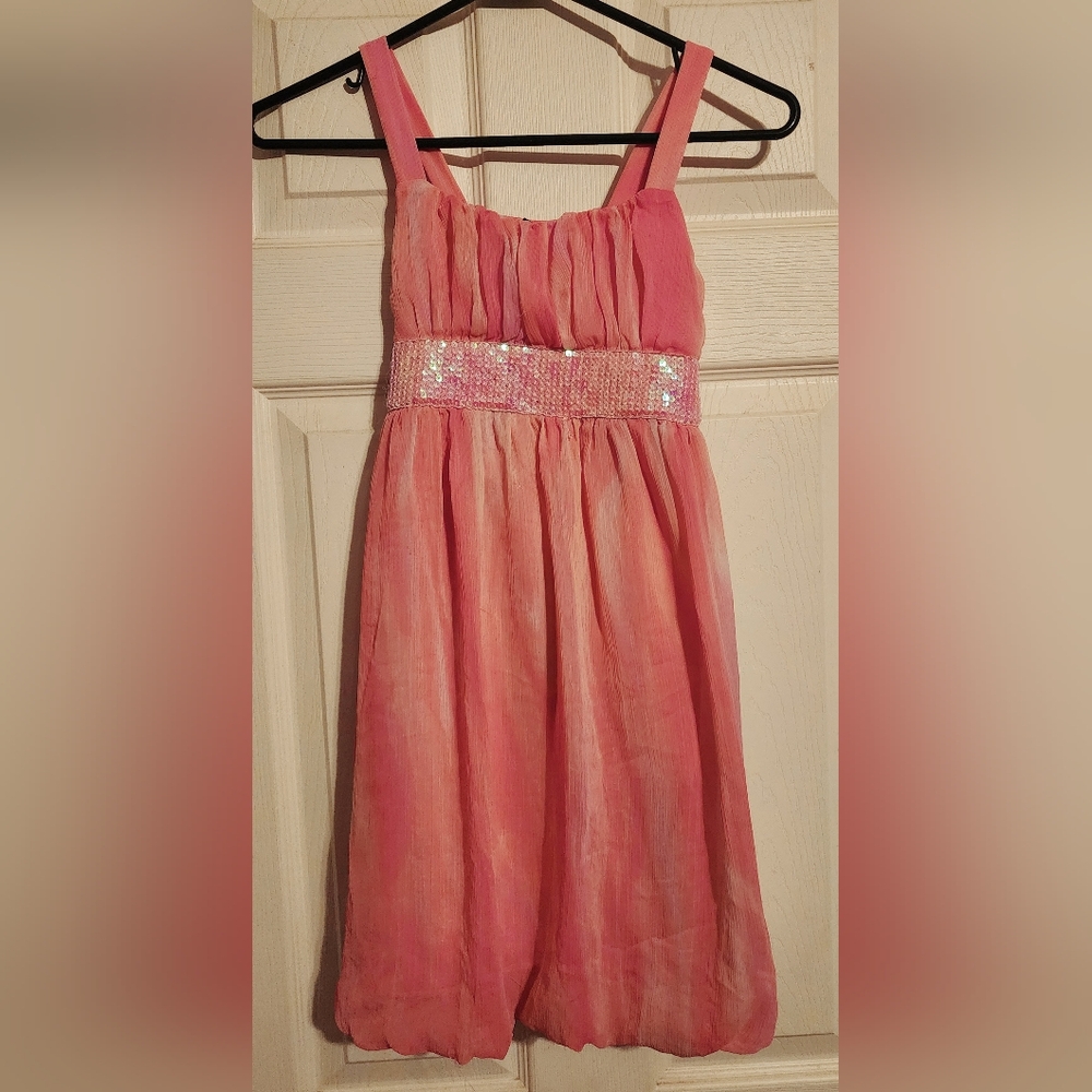 Little girl's pink dress size 10/12